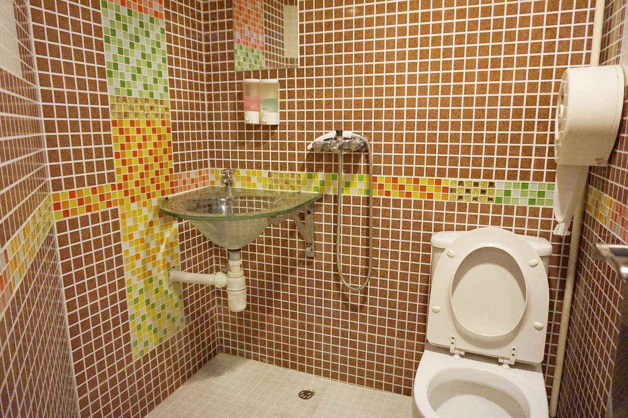 クール バジェット ホステル 香港 エクステリア 写真
